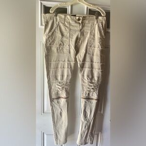 MEN'S KROME NEW YORK DISTRESSED SKINNY CREAM KHAKI PANTS (38x34)
